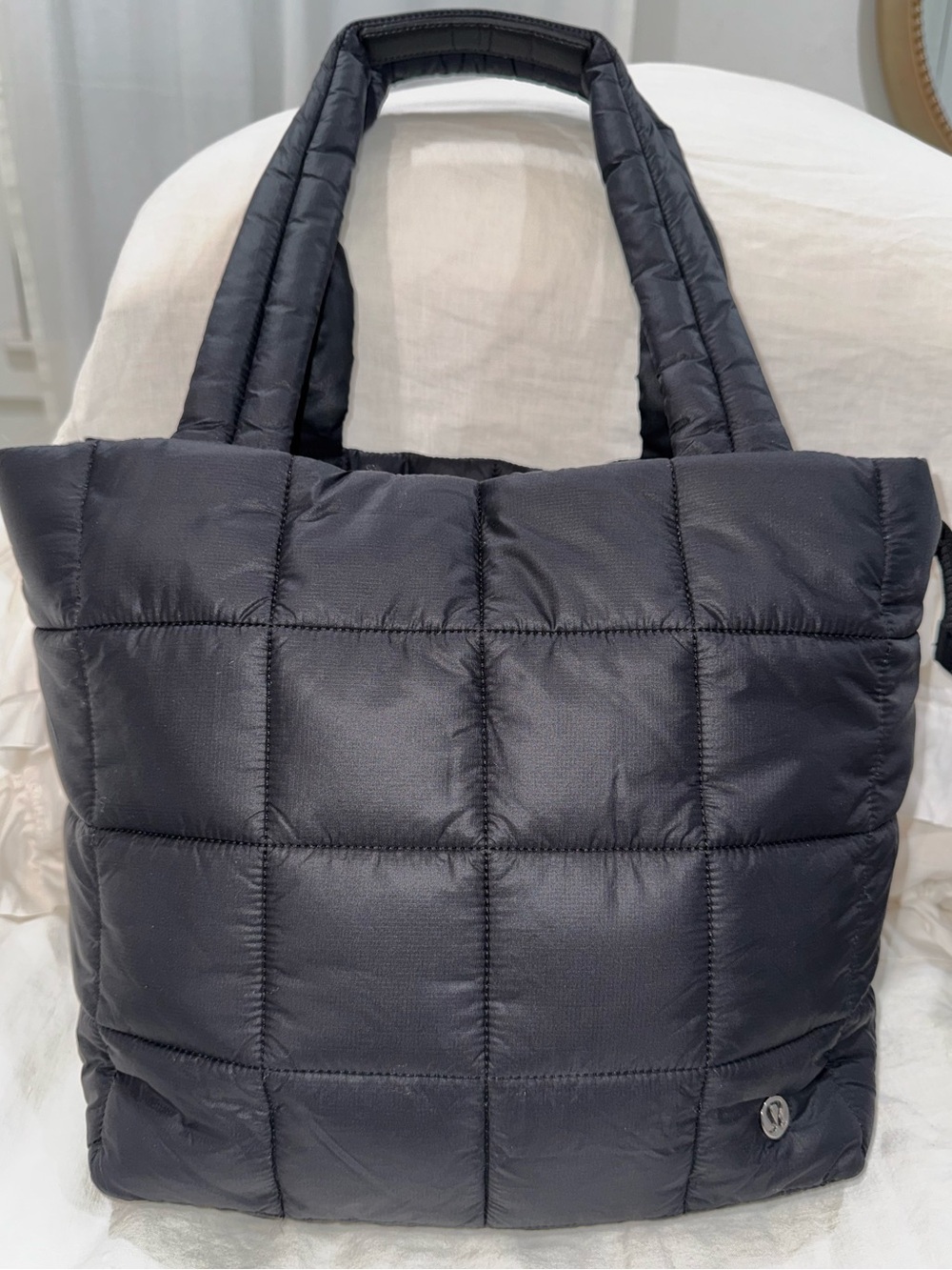 Lululemon Puffy Yoga Gym Bag Purse Black Nylon